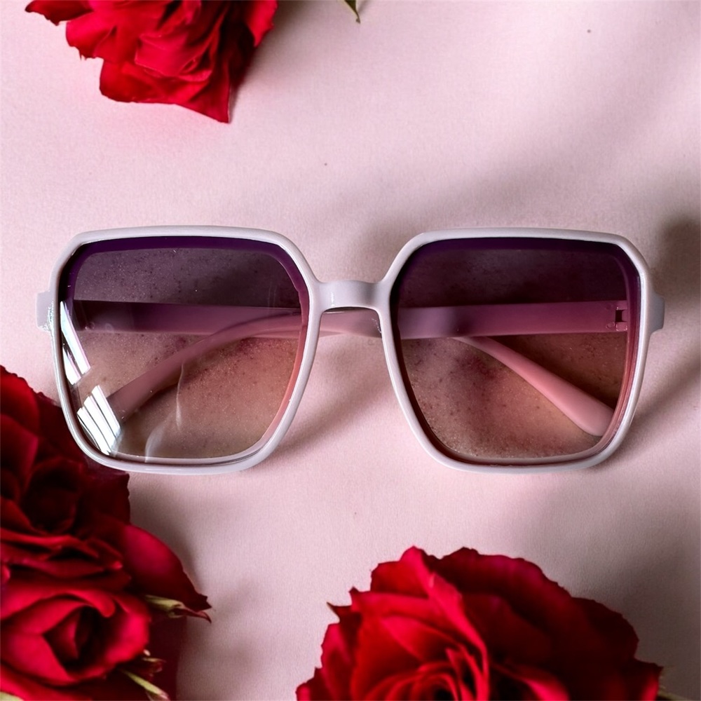 Oversized Pink and Gradient Sunglasses
